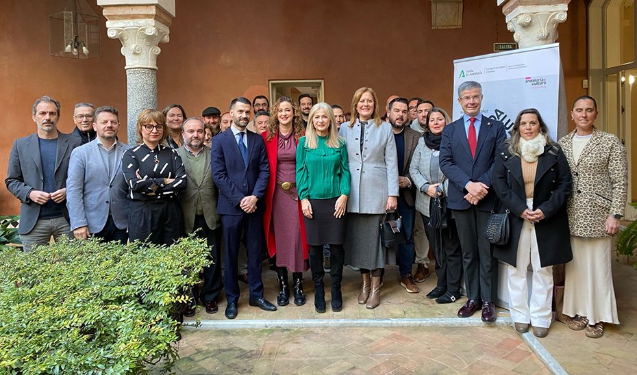 70 municipios se unen a la Red Andaluza de Teatros Públicos en Sevilla.