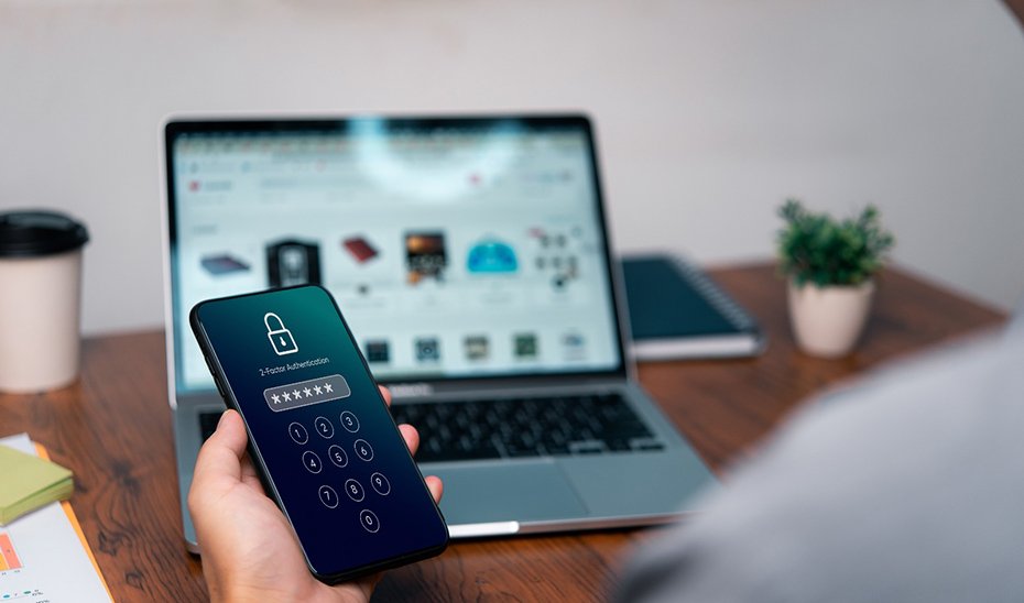 Evita hacer compras en línea en redes públicas de WiFi