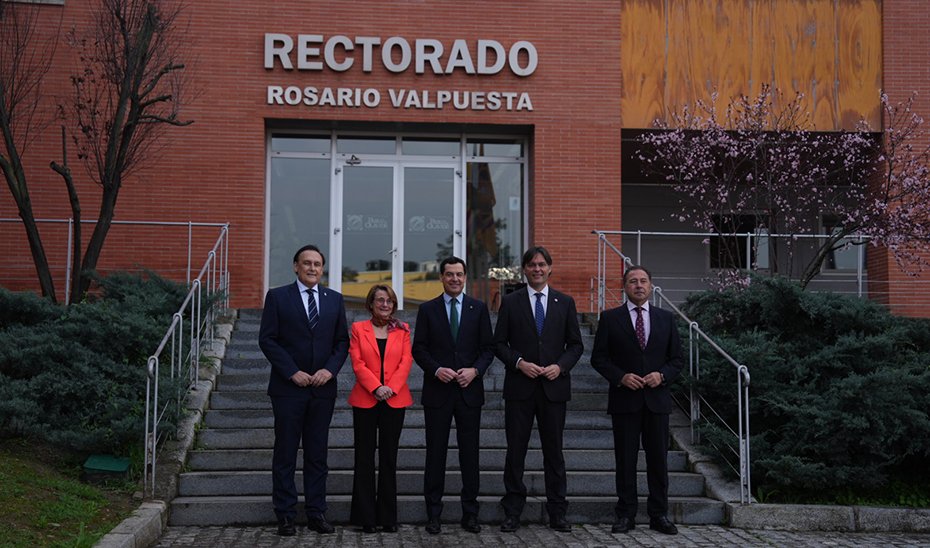 Moreno destaca el aumento del 26% en la financiación del sistema universitario público andaluz.