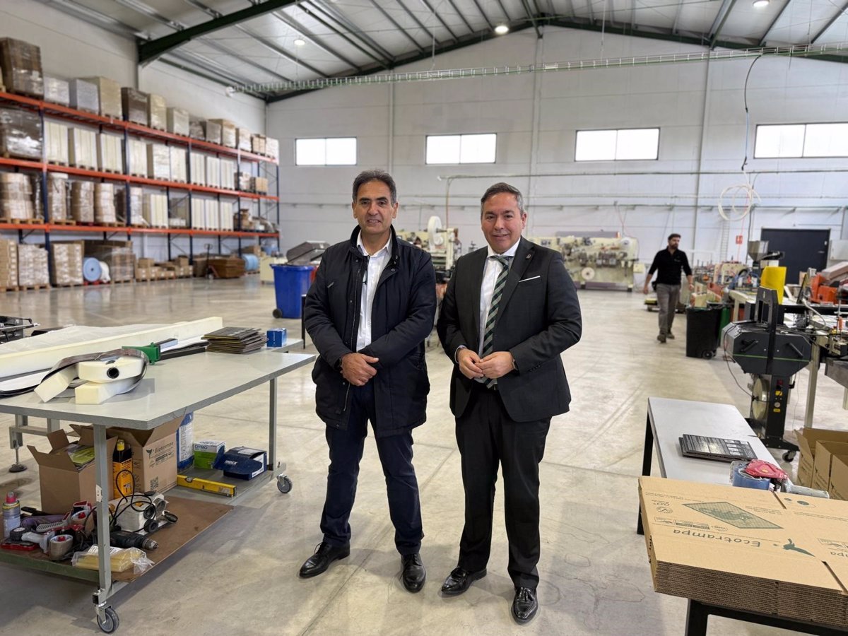 La Junta presenta servicios para impulsar el crecimiento de Ecotrampa en Granada