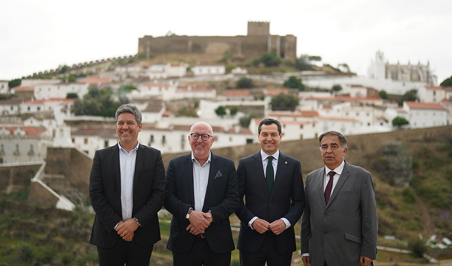 Moreno destaca la Eurorregión Alentejo-Algarve-Andalucía como ejemplo de progreso en Europa