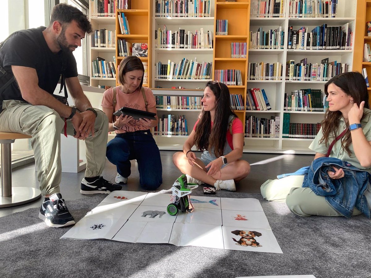 Docentes se capacitan en nuevas tecnologías para Pedagogía Terapéutica en el Parque de las Ciencias de Granada