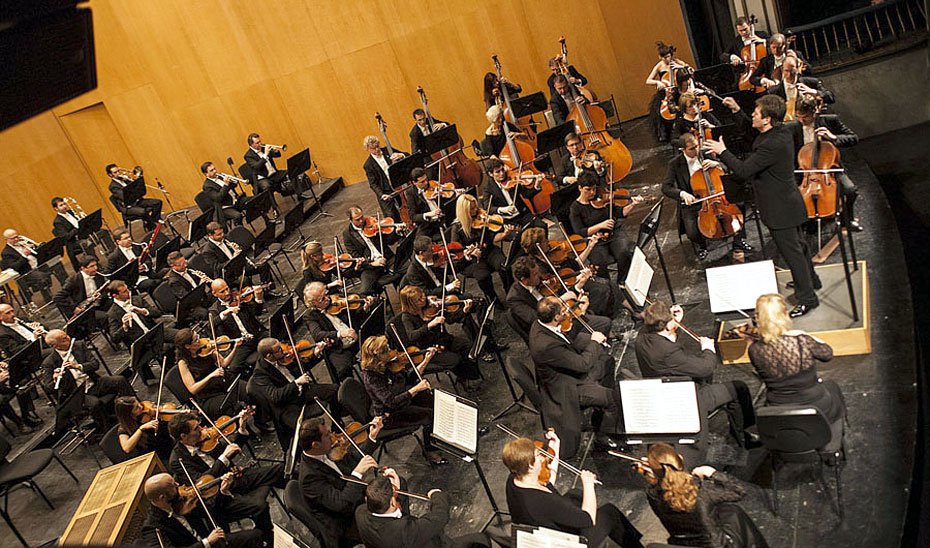 El programa ‘Andalucía Sinfónica’ reúne a casi 7.000 espectadores en su primera gira por la comunidad.