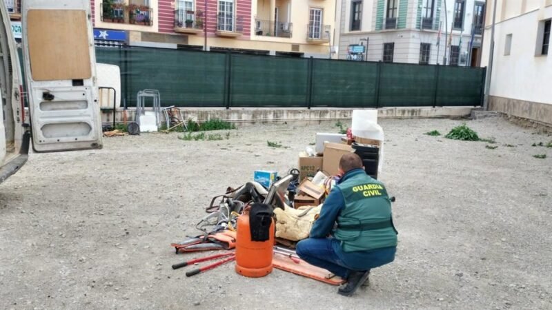 Detenido por robo en Padul (Granada) familiar del líder de banda de asaltos a casas de campo.