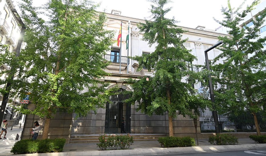 La Junta reinvertirá ganancias de venta del Banco de España en Granada en infraestructuras judiciales.