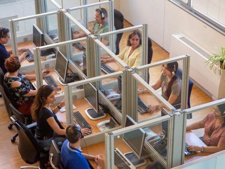 Andalucía amplía plantilla del Servicio de Teleasistencia en 48 personas.