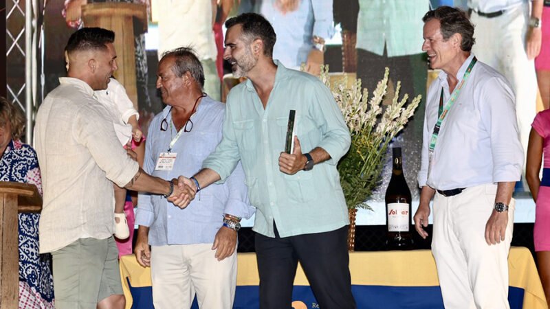 El Gobierno andaluz respalda las Carreras de Caballos de Sanlúcar y resalta el potencial del sector equino en la región.