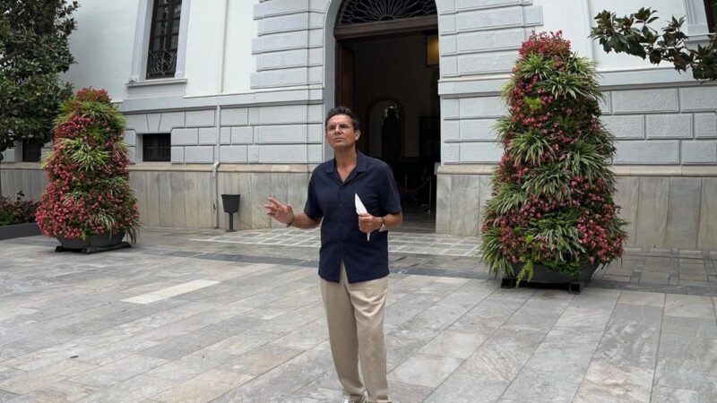 El PSOE critica a Moreno y Carazo por «boicotear» a la Universidad de Granada