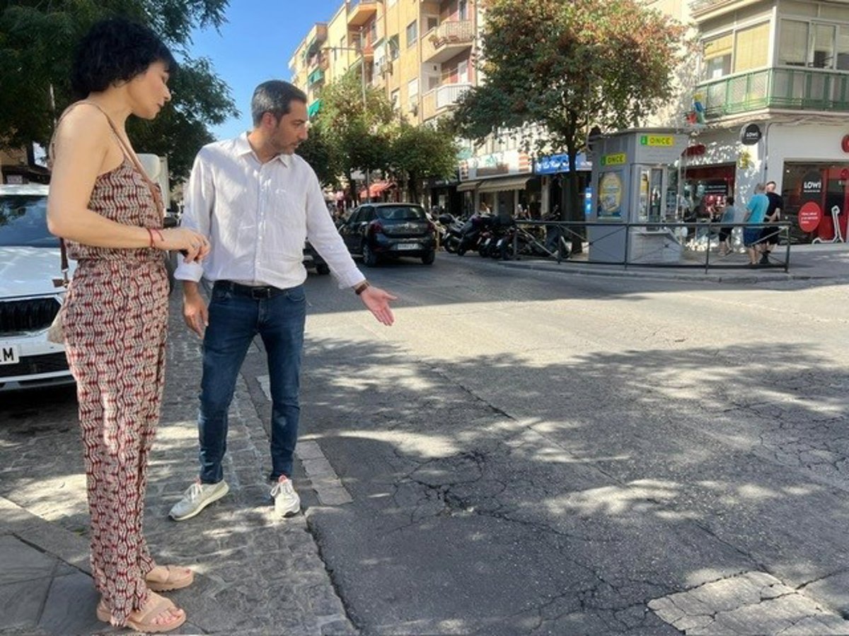 El PSOE pide la segunda fase del plan de asfaltado de la Avenida de Dílar en Granada