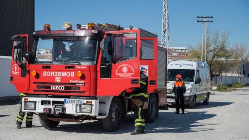 Granada refuerza plan especial contra incendios forestales