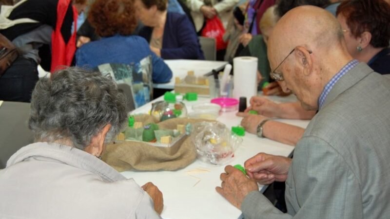 La pensión media de jubilación en Granada supera los 1.290 euros en agosto, un 5% más que el año pasado.