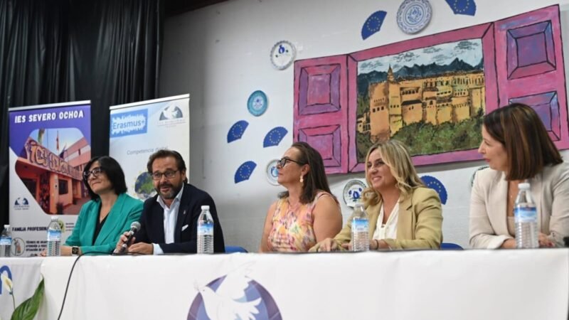Comienzo del curso escolar en Granada con más de 106.500 estudiantes.