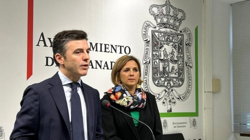 El tren turístico de Granada modifica su recorrido a partir del 17 de septiembre.