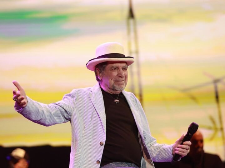 Joaquín Sabina y Andy y Lucas despiden el fin de semana con conciertos en Granada.