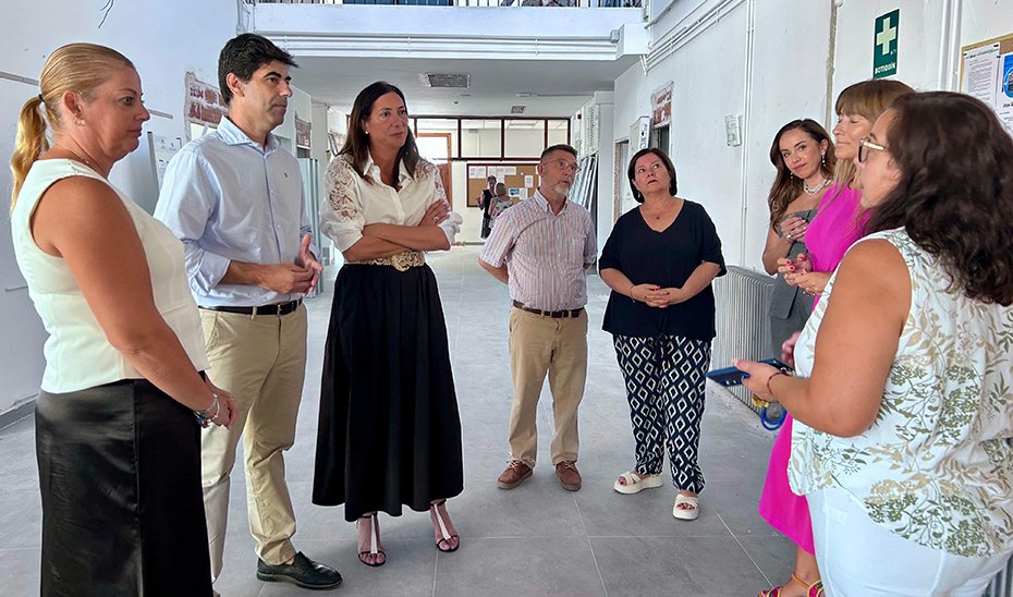 La Junta destaca la importancia de la accesibilidad y los cuidados en los Centros de Participación Activa.