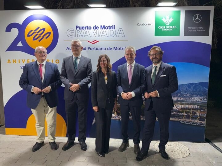 La Junta reafirma su compromiso con la Autoridad Portuaria de Motril en su 20º aniversario