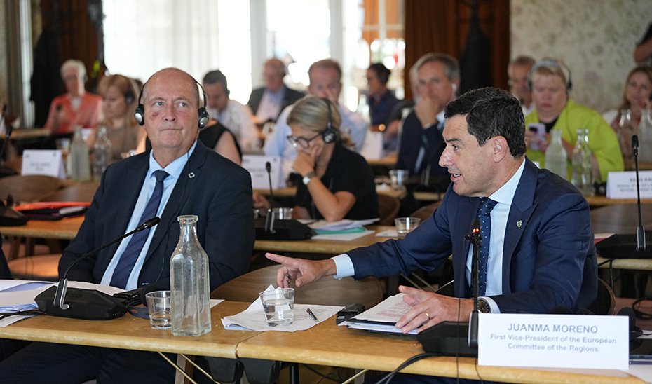 Moreno: «Una reducción de fondos para la PAC sería devastadora para Andalucía»