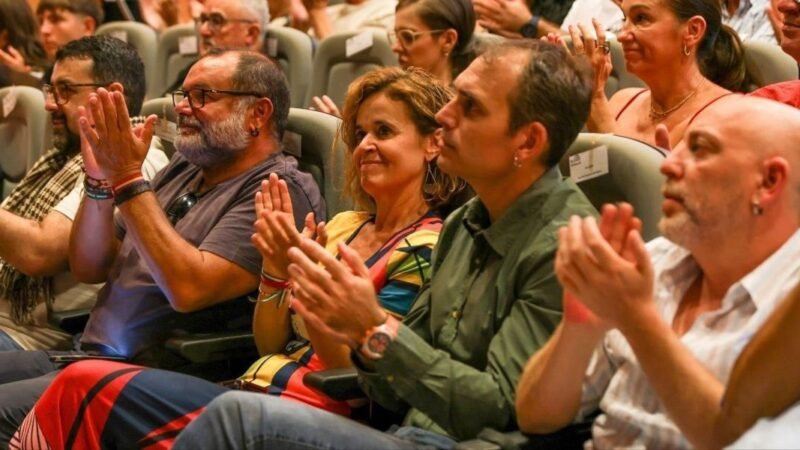 Por Andalucía busca echar a Moreno y se ofrece a nuevos aliados para cambiar la comunidad.