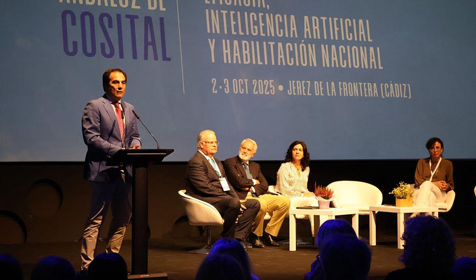 Andalucía defiende la unidad del cuerpo de secretarios, interventores y tesoreros municipales como funcionarios habilitados nacionales, cuyas plazas son convocadas por el Estado.