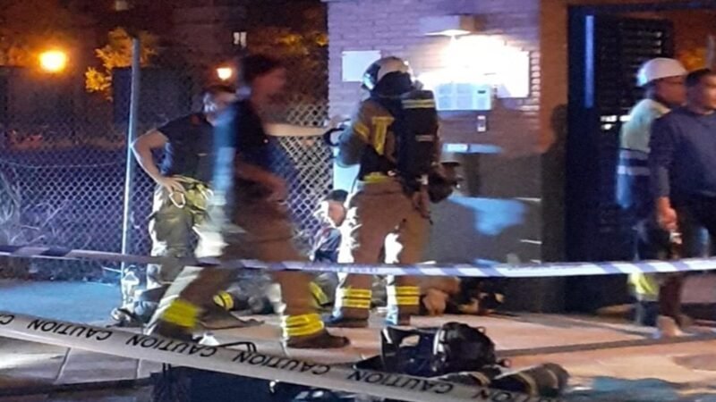 Cuatro heridos y 20 desalojados tras deflagración de gas en vivienda en Atarfe