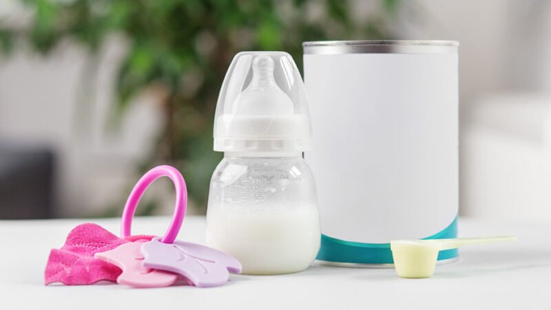 Inspección del etiquetado y seguridad de artículos para bebés en Andalucía.