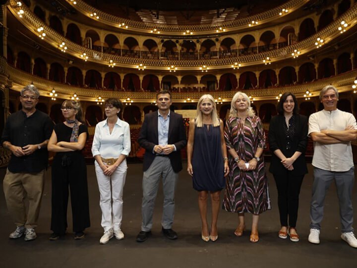 La 23ª edición del Festival de Cádiz ofrecerá más de 35 conciertos y actividades formativas en español.