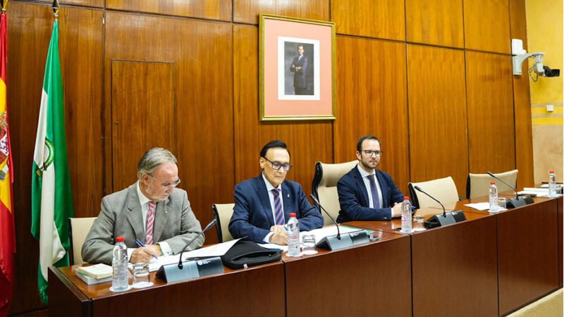 La Junta garantiza la liquidez de las universidades públicas y destaca el liderazgo de Andalucía en financiación.