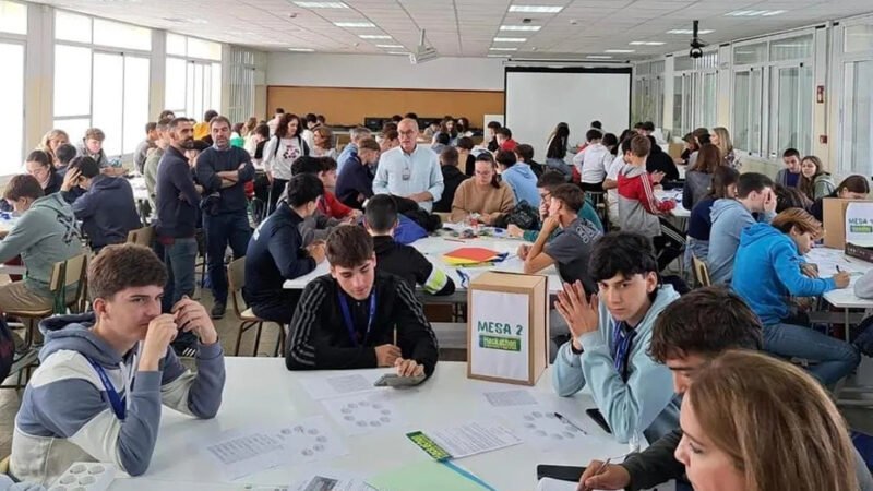 La Junta organiza competiciones de emprendimiento para estudiantes en Andalucía.