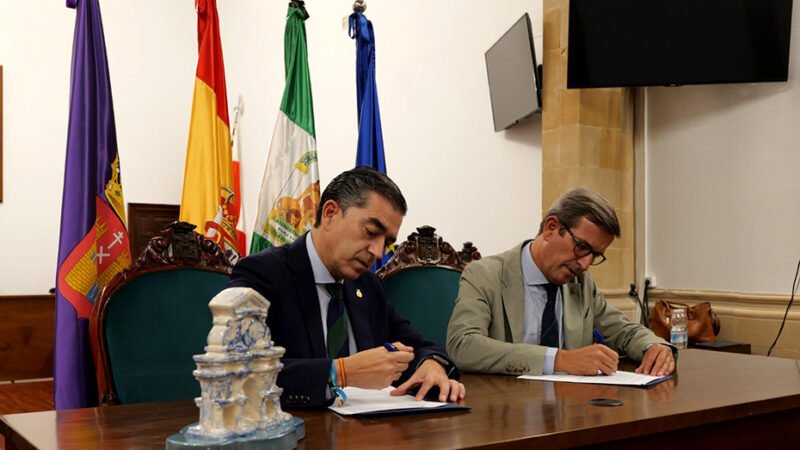 La Junta y el Ayuntamiento promueven un nodo tecnológico en Baeza para impulsar la economía local.