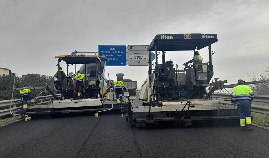 Renovación del firme de autovías en Andalucía antes de final de año.