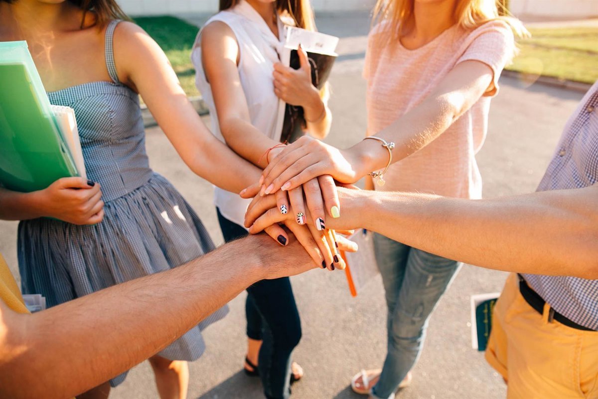 Más de 7.800 jóvenes en Granada solicitan el Bono Cultural Joven 2025