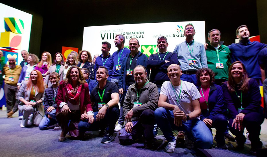 Más del 50% de titulados en FP y el 70% en ciclos STEM tienen trabajo al año de finalizar sus estudios.