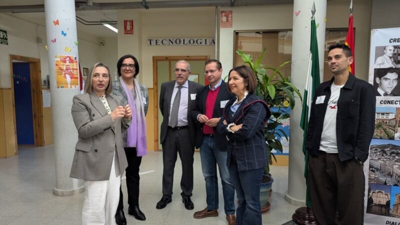 El IES Los Neveros inaugura Infopoint de Escuelas Embajadoras del Parlamento Europeo
