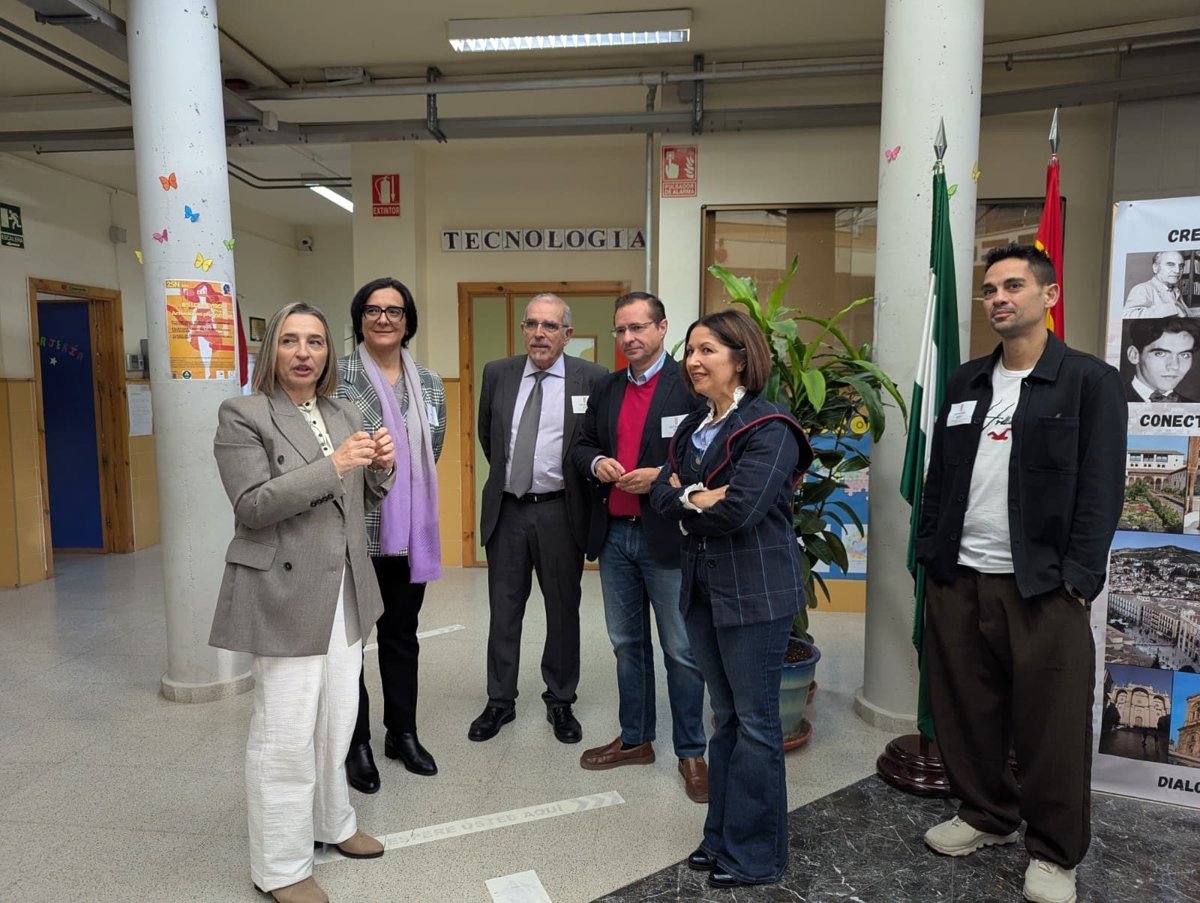 El IES Los Neveros inaugura Infopoint de Escuelas Embajadoras del Parlamento Europeo