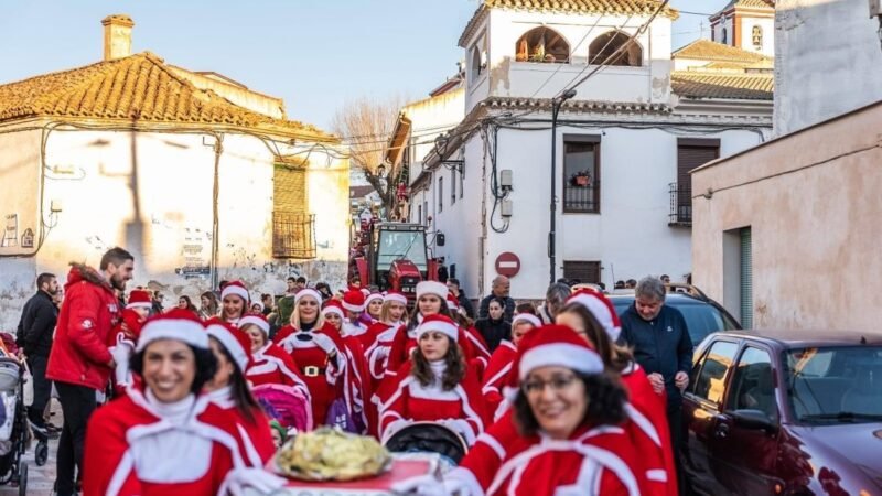 Más de 200 ‘mamás noeles’ reivindican la igualdad en Otura (Granada)