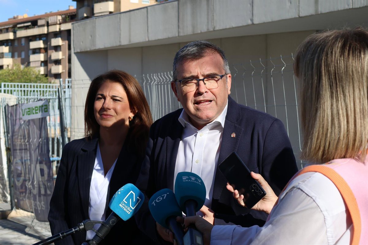 El subdelegado del Gobierno en Granada critica al PP por crear confusión sobre canalizaciones de Rules.