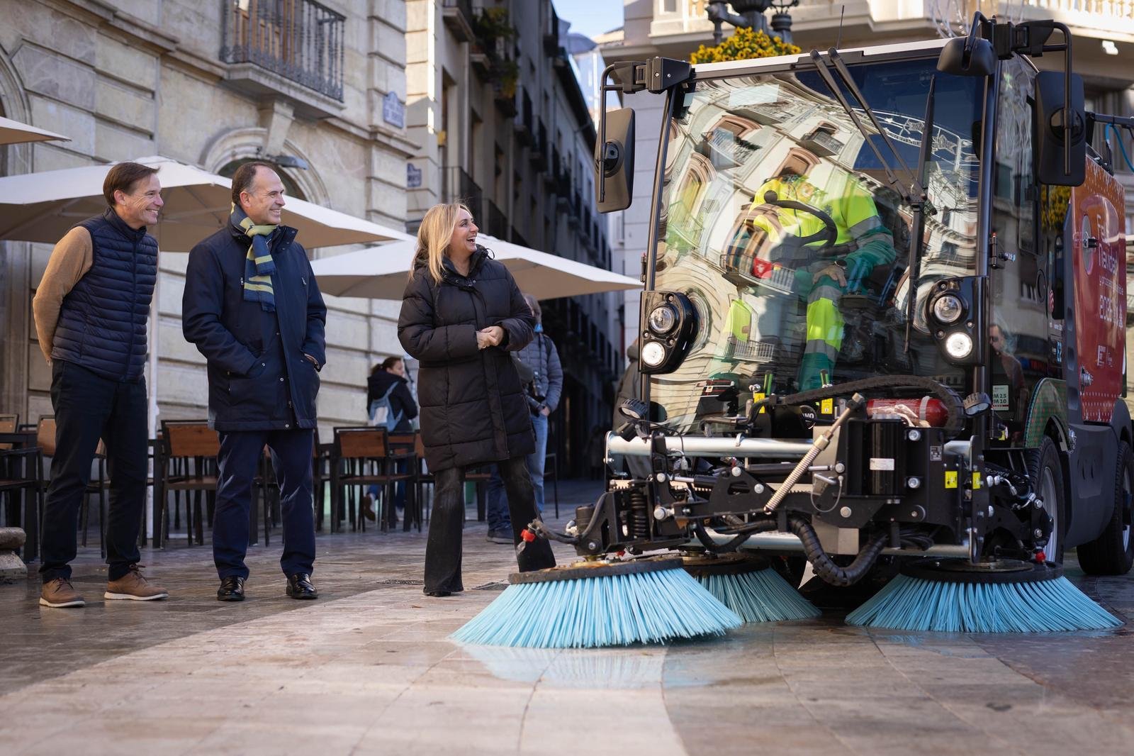 Granada moderniza su servicio de limpieza urbana para ser más sostenible y eficiente