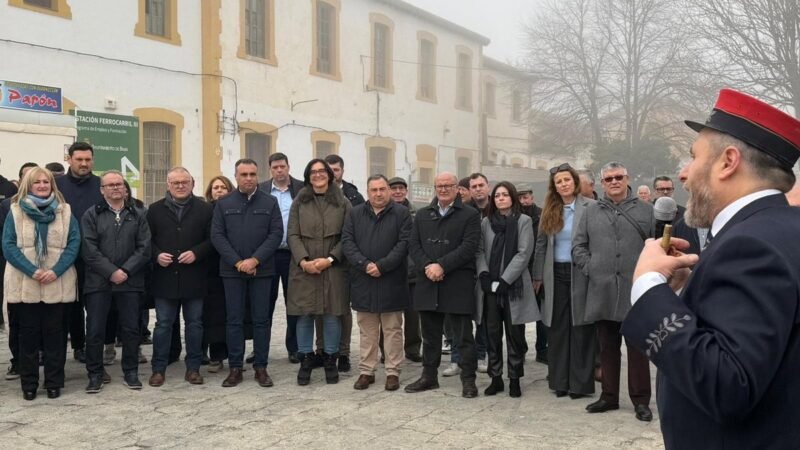 La Diputación de Granada exige al Gobierno inversión en infraestructuras tras 40 años sin tren en Baza.