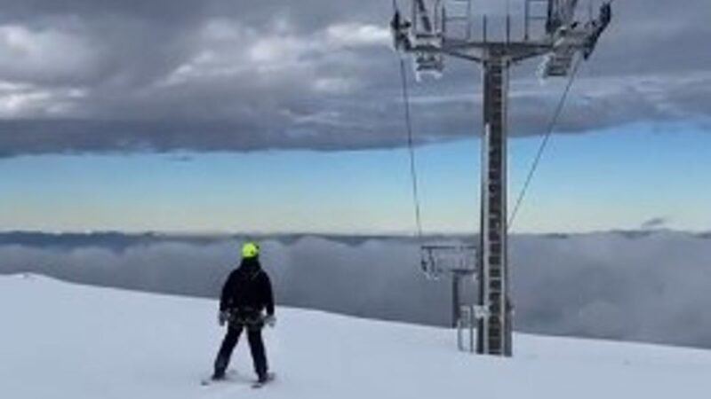 La estación de Sierra Nevada se prepara para recibir nuevas nevadas este fin de semana.
