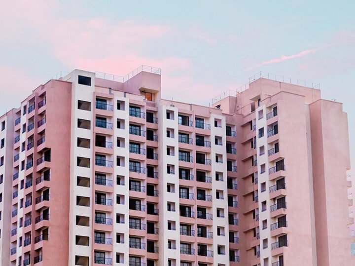 La nueva Ley de Vivienda de Andalucía promueve la construcción de viviendas protegidas y asequibles, impulsando la rehabilitación y la disponibilidad de suelo.