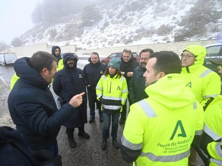 La Junta comienza la reparación de la carretera de acceso a Sierra Nevada ante la llegada de maquinaria pesada.
