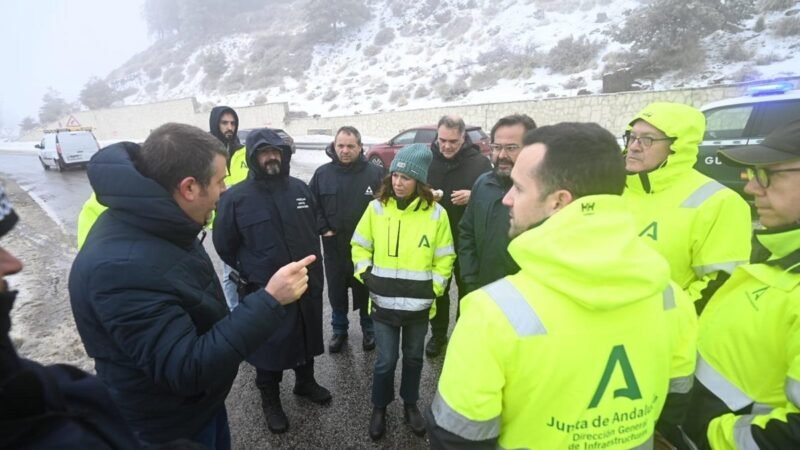 La Junta comienza la reparación de la carretera de acceso a Sierra Nevada ante la llegada de maquinaria pesada.
