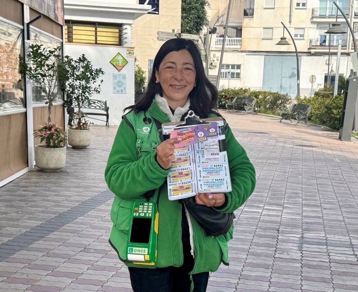 Un Sueldazo de 240.000 euros en diez años cae en Salobreña (Granada) gracias al sorteo de San Valentín de la ONCE