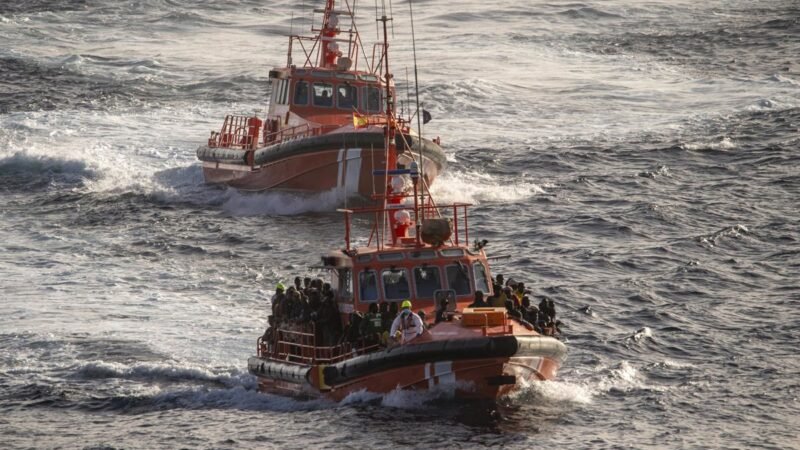 Desarticulada red de tráfico de migrantes en la costa de Granada.