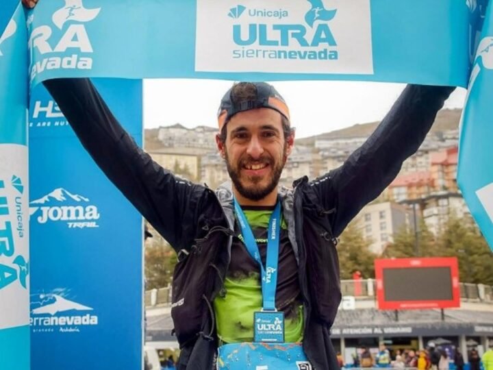 Iván Calvó y Julia Gracia ganan la 12ª Unicaja Ultra Sierra Nevada.