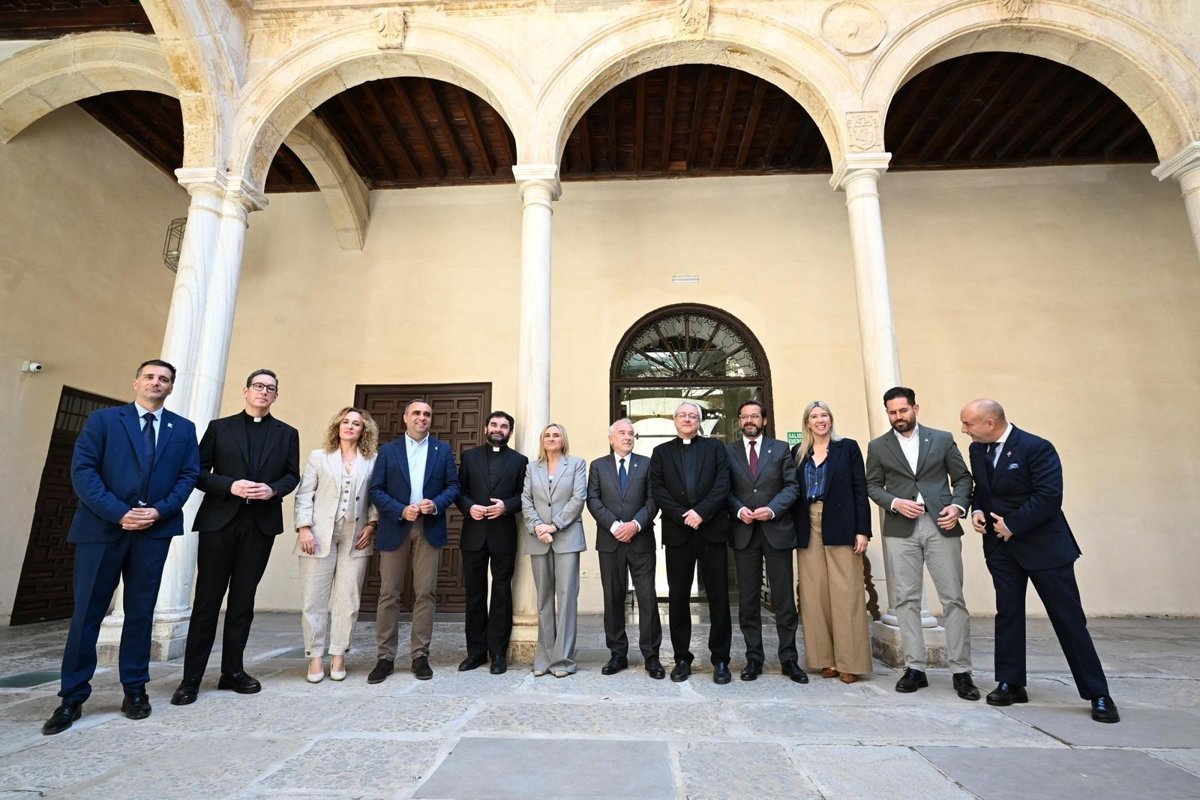 La muestra ‘Kerygma’ en la Catedral de Granada reunirá el patrimonio sacro de las cofradías de la ciudad.