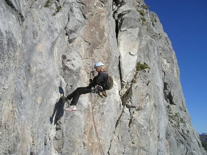 Muere un hombre practicando barranquismo en Nigüelas (Granada)