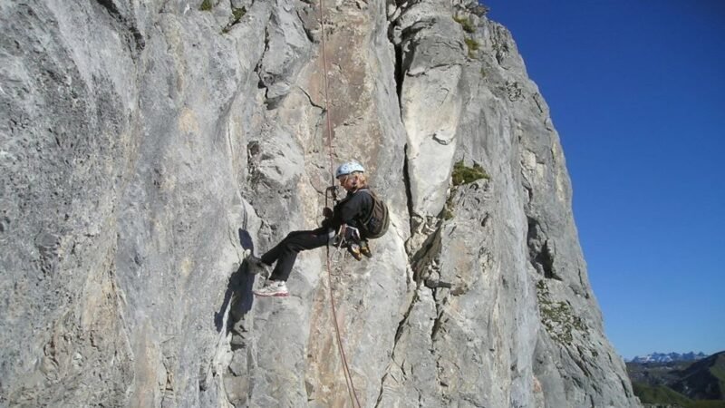 Muere un hombre practicando barranquismo en Nigüelas (Granada)