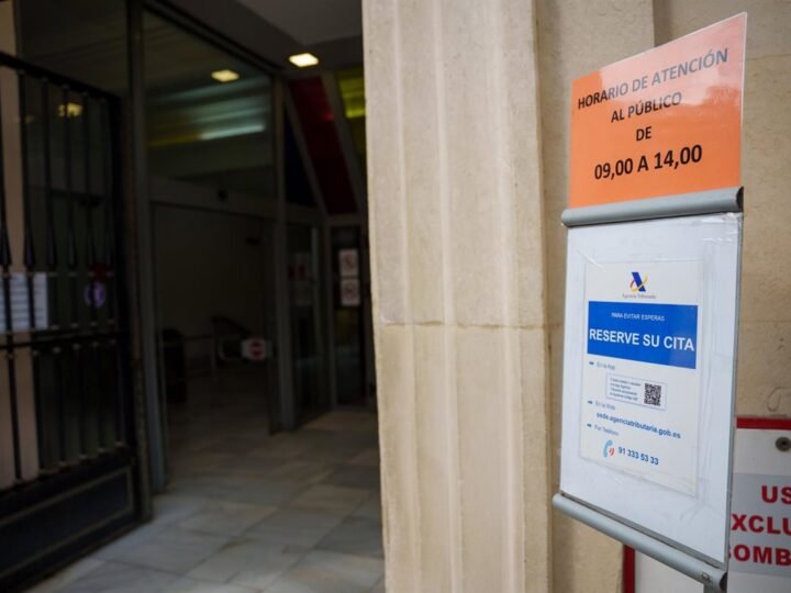 Más de 78.750 contribuyentes de Granada reciben devolución de 46,3 millones de euros en primer mes de campaña.